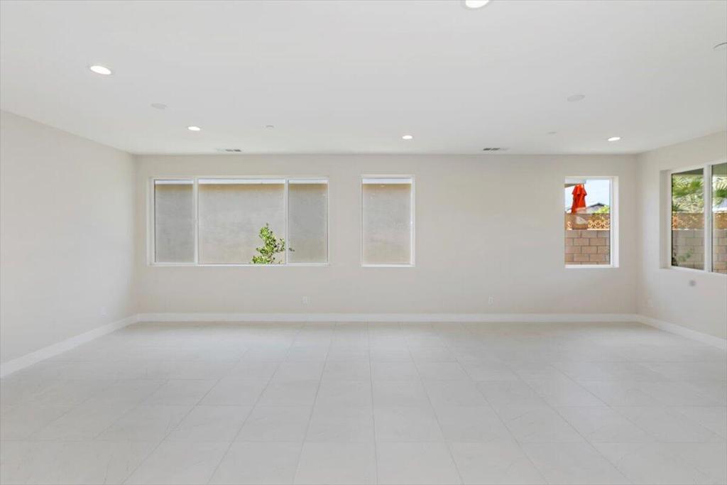 MLS #219141613PS image #6