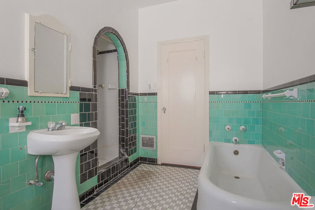 MLS #25621165 image #11