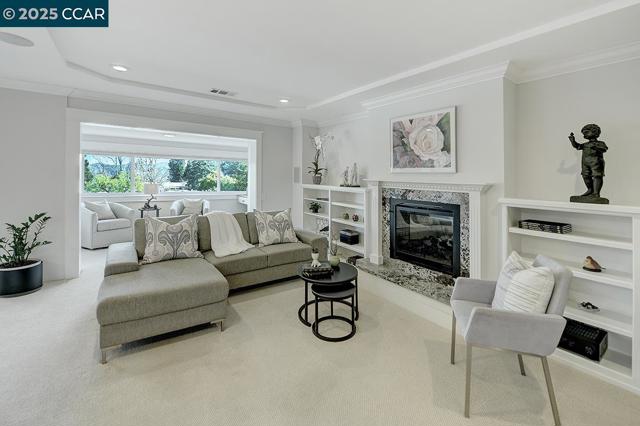 1232 Skycrest Dr, Walnut Creek CA: https://media.crmls.org/mediaz/a911850e-c2a9-4e74-9921-53b7ba788eb7.jpg