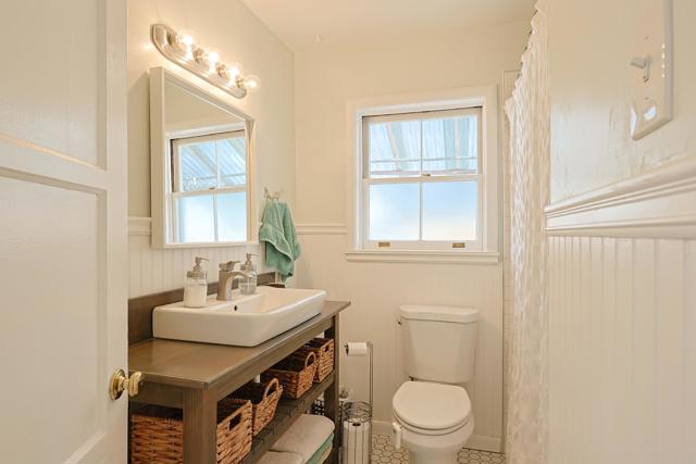 Detail Gallery Image 24 of 48 For 417 5th St, Coronado,  CA 92118 - 3 Beds | 2 Baths