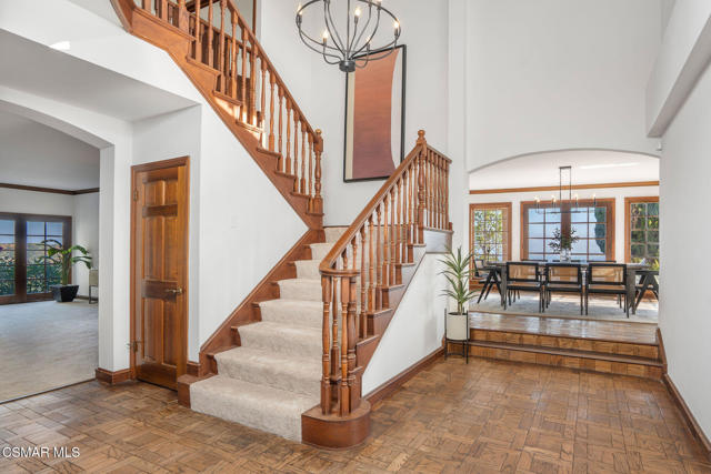 2457 Angelo Drive, Los Angeles CA: https://media.crmls.org/mediaz/a91274f5-0891-474c-912a-4d4f35f63e93.jpg