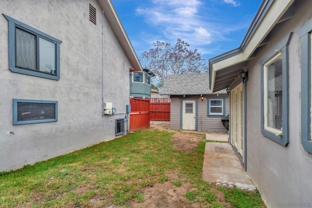 4232 Arden Way, San Diego CA: https://media.crmls.org/mediaz/a913162a-fde1-4d82-819f-ebcb94c3f7e3.jpg