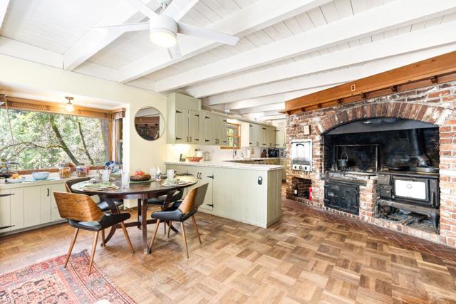 21791 Highway 49, Downieville CA: https://media.crmls.org/mediaz/a9135c7c-c1c7-4462-a222-c0d30997cd81.jpg