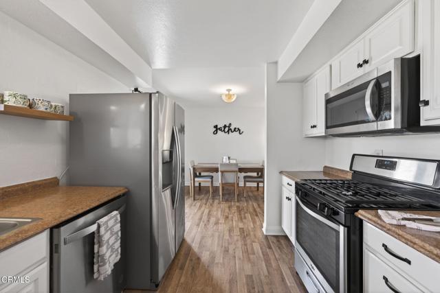 Detail Gallery Image 14 of 49 For 1290 Rugby Ave, Ventura,  CA 93004 - 3 Beds | 2 Baths