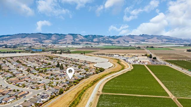 664 Delta Way, Watsonville CA: https://media.crmls.org/mediaz/a9139ceb-9c47-4365-b6e1-bd2e675d09c2.jpg