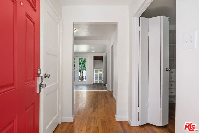 769 Wildomar, Pacific Palisades CA: https://media.crmls.org/mediaz/a9148316-29ea-4bce-b632-76afbf22057f.jpg