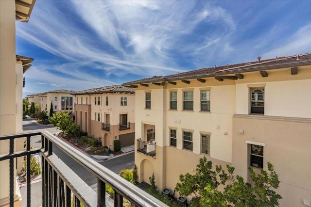 1089 Dewberry Place, San Jose, California 95131, 3 Bedrooms Bedrooms, ,2 BathroomsBathrooms,Condominium,For Sale,Dewberry,ML81981084