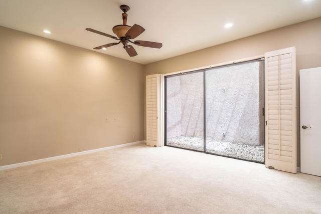 75180 Chippewa Drive, Indian Wells CA: https://media.crmls.org/mediaz/a914e946-5873-450d-b342-dda1815176e3.jpg