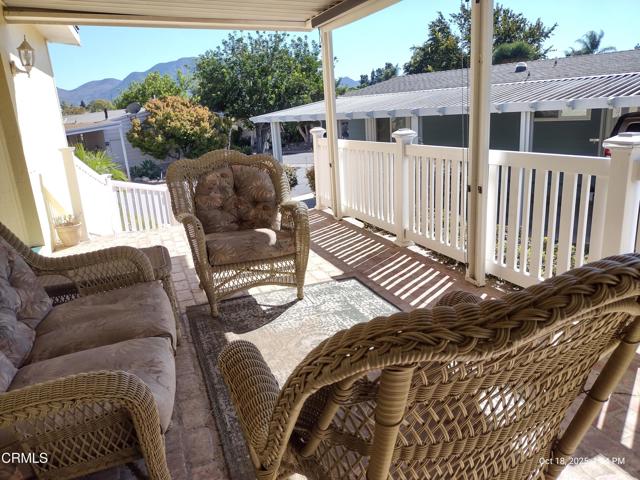 210 Caleta Drive, Camarillo CA: https://media.crmls.org/mediaz/a91532de-0b9b-46d5-8440-dbfab6d92b1e.jpg