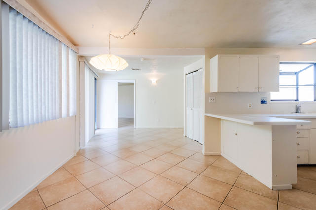 45901 Toro Peak Road, Palm Desert CA: https://media.crmls.org/mediaz/a915a2ff-e351-4c08-b3d0-09c00aeff443.jpg