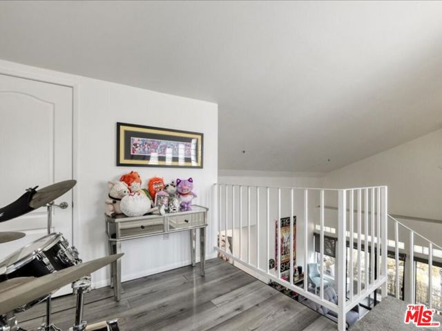 4477 Woodman Avenue, 304 photo 17