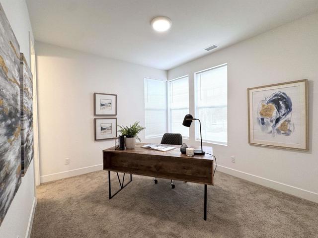 Detail Gallery Image 18 of 73 For 10635 Melogold Way, San Diego,  CA 92126 - 4 Beds | 3/1 Baths