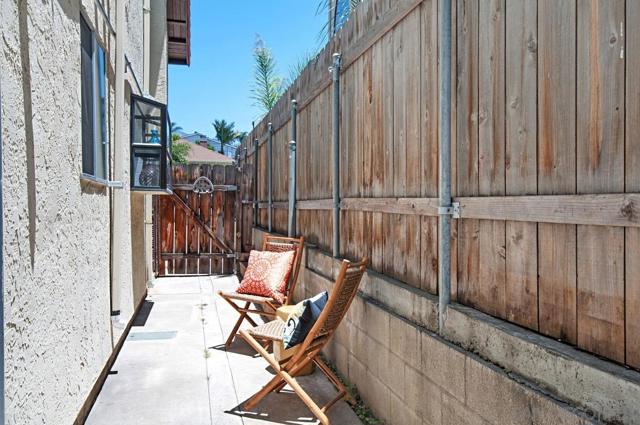 3762 Arnold Ave, San Diego CA: https://media.crmls.org/mediaz/a918fd0f-01b4-4463-a566-bf8396a6047f.jpg