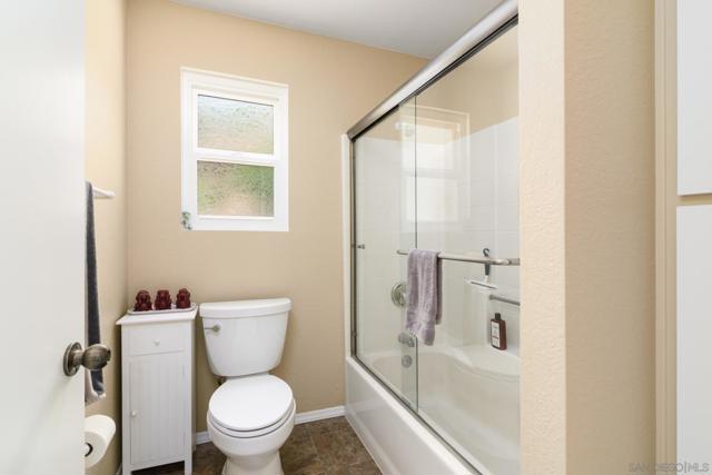 9919 Sorrel Ave, Lakeside CA: https://media.crmls.org/mediaz/a9197cab-d571-40b5-8636-9f7c04ce1e46.jpg