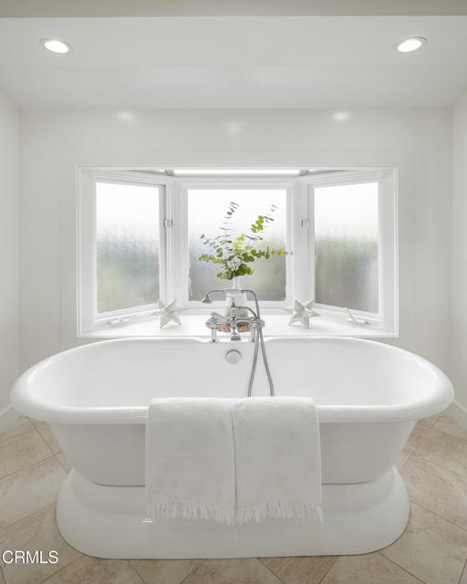 Detail Gallery Image 31 of 74 For 3232 Vickers Dr, Glendale,  CA 91208 - 3 Beds | 2 Baths