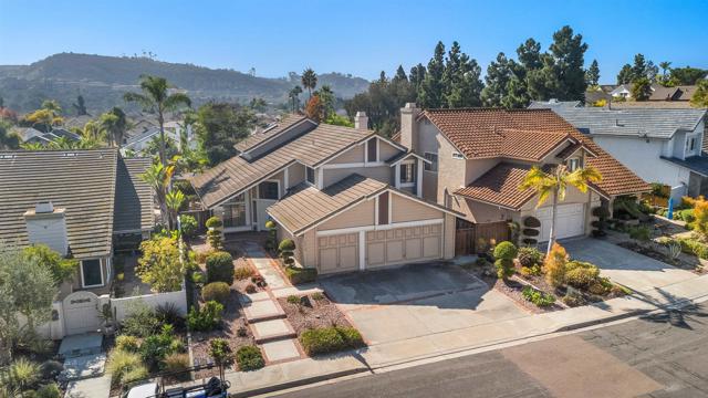 3970 Santa Nella Pl, San Diego CA: https://media.crmls.org/mediaz/a91af937-faaa-462e-882a-9a6133c8ebb0.jpg