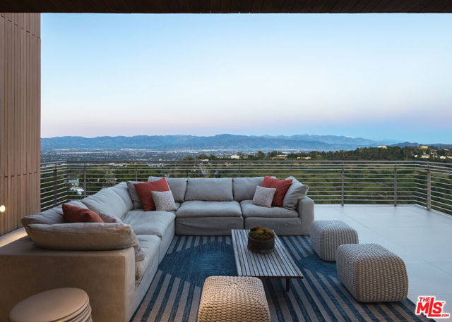 15210 Antelo Place, Los Angeles CA: https://media.crmls.org/mediaz/a91b9630-5c9d-425f-b6b2-0d8b5e7c51b7.jpg