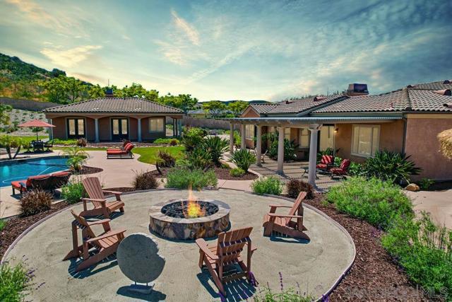 14190 Green Valley Ct, San Diego CA: https://media.crmls.org/mediaz/a91ba030-735e-4541-92df-ecd29af0e723.jpg