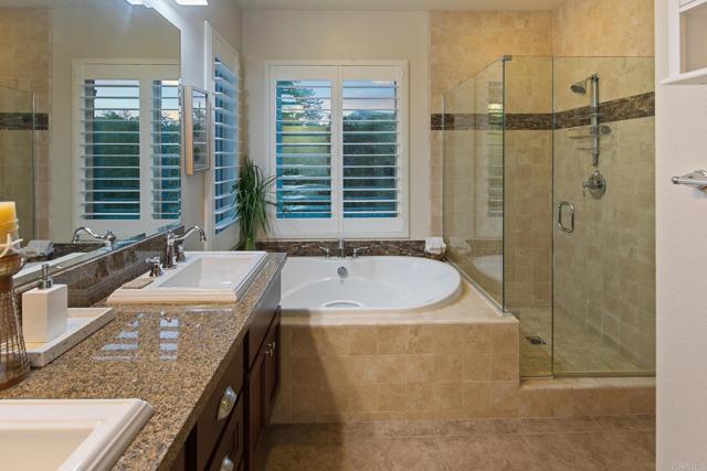674 Calypso Pl, Encinitas CA: https://media.crmls.org/mediaz/a91ca6ef-6295-470c-ac4c-1043c479f6f5.jpg