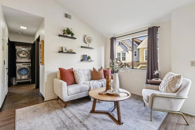 711 S Bayshore Boulevard, San Mateo CA: https://media.crmls.org/mediaz/a91cd2ff-2269-4ad8-9823-6bea32bd96c0.jpg