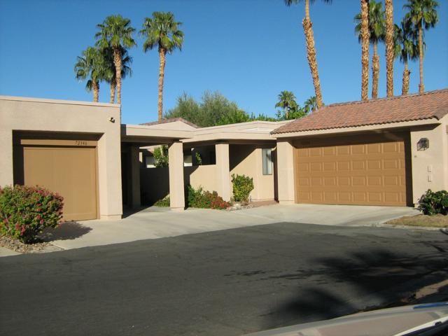 72346 Sommerset Drive, Palm Desert CA: https://media.crmls.org/mediaz/a91d881d-bcba-464c-a8f7-eed81aa438c2.jpg