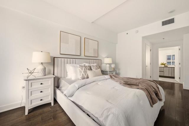 318 Main Street, San Francisco CA: https://media.crmls.org/mediaz/a91dd286-3d62-4037-acf9-23f6b6625c1d.jpg