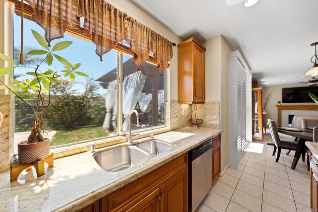 1396 Carneros Valley Street, Chula Vista CA: https://media.crmls.org/mediaz/a91e0d5c-3622-486d-ad48-5b4a3c4e81ec.jpg