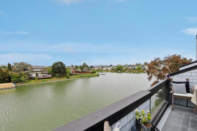 52 Cape Hatteras Court, Redwood City CA: https://media.crmls.org/mediaz/a91e5df5-087c-419d-bdd7-a9332aee37b1.jpg