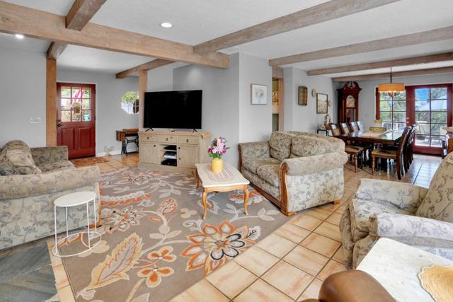 3225 Hillman Lane, Royal Oaks CA: https://media.crmls.org/mediaz/a91e7d28-e320-46f5-bb22-a14f3cf0b9dd.jpg