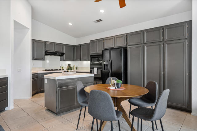 67600 S Laguna Drive, Cathedral City CA: https://media.crmls.org/mediaz/a92022f1-b609-43b9-bb94-4a21178e2e69.jpg