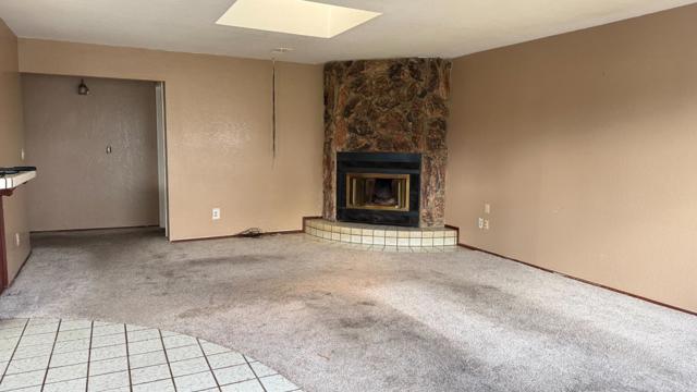 271 Paul Avenue, Salinas CA: https://media.crmls.org/mediaz/a9209ff9-78f3-4f82-b858-7f0a1276a575.jpg