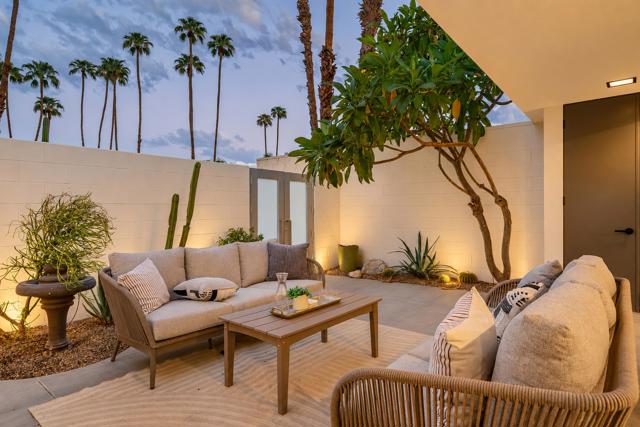 80 Lakeview Drive, Palm Springs, CA 92264