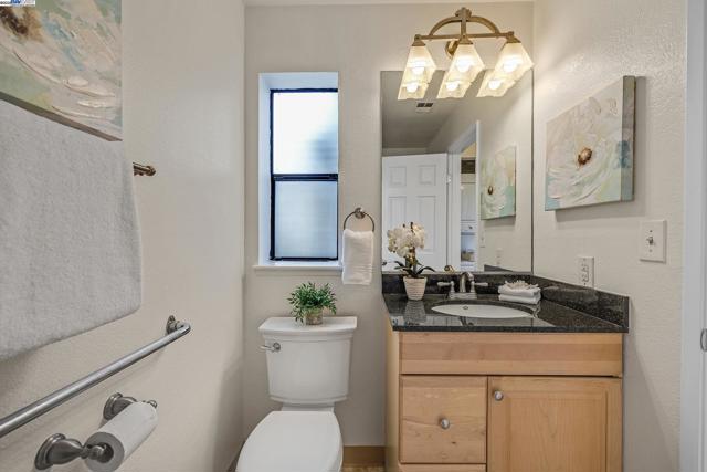 21109 Gary Dr, Hayward CA: https://media.crmls.org/mediaz/a9253b8b-79e3-4a16-9085-84f2bd4b2018.jpg