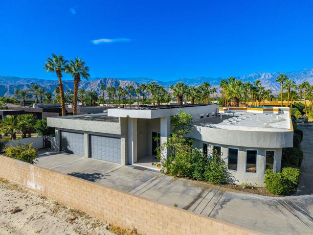 14 Stephen Terrace, Rancho Mirage CA: https://media.crmls.org/mediaz/a9257c43-196a-4ab7-9278-cb6d1fb6e7ae.jpg