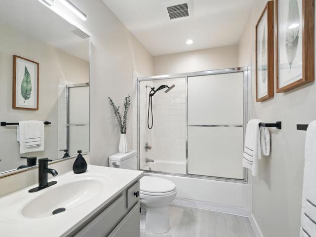 1685 Bayridge Way, San Mateo CA: https://media.crmls.org/mediaz/a925a4d1-ee76-440e-aa38-6d9443a0cb48.jpg