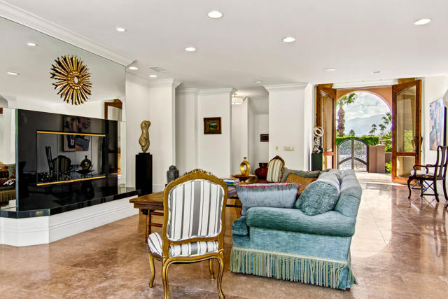 252 Camino Sur, Palm Springs, CA 92262