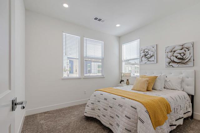 1809 Joshua Tree Circle, Milpitas CA: https://media.crmls.org/mediaz/a925bbac-be40-4f84-9232-3135267e626e.jpg