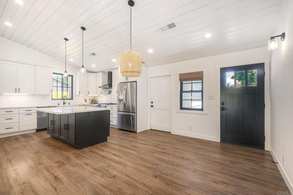 2295 Highland Drive - photo 5