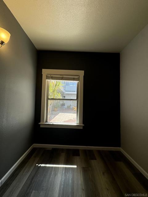 Image 13 of 44 For 204 2nd Avenue