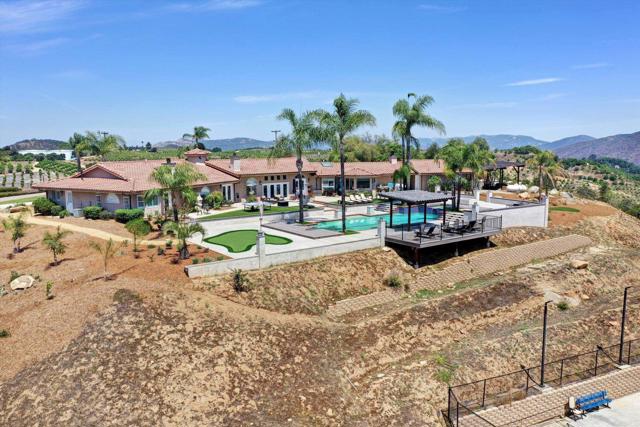 36485 Carney Road, Valley Center CA: https://media.crmls.org/mediaz/a9289d38-bcf6-4f44-a7f4-22ed97ad707f.jpg