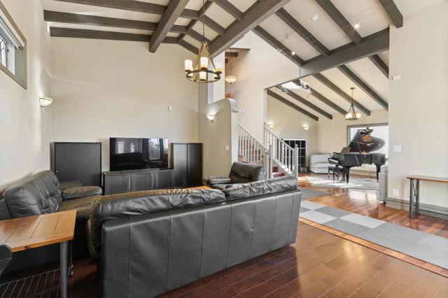 107 Dolphine Avenue, El Granada CA: https://media.crmls.org/mediaz/a9299d0b-705c-45fe-b79d-3c2b3b446d90.jpg