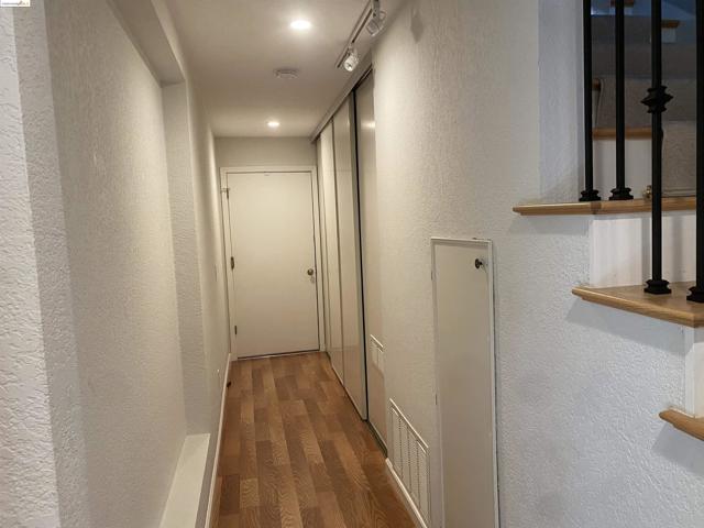 190 Cleaveland Rd, Pleasant Hill CA: https://media.crmls.org/mediaz/a92a34f3-acca-48a9-8d4e-fbb3e9c6ce5d.jpg