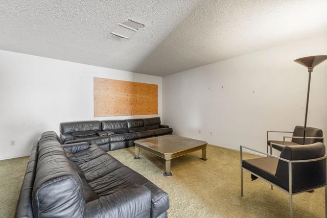38280 Chuperosa Lane, Cathedral City CA: https://media.crmls.org/mediaz/a92a4a56-b72a-4d77-a42a-79bf074d8339.jpg
