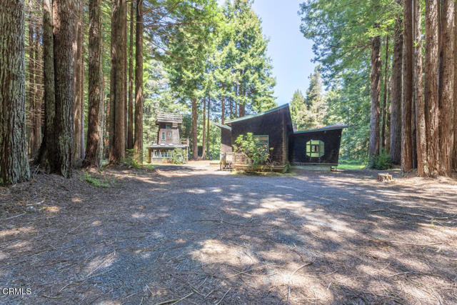 Detail Gallery Image 13 of 43 For 32371 Middle Ridge Rd, Albion,  CA 95410 - 3 Beds | 2 Baths
