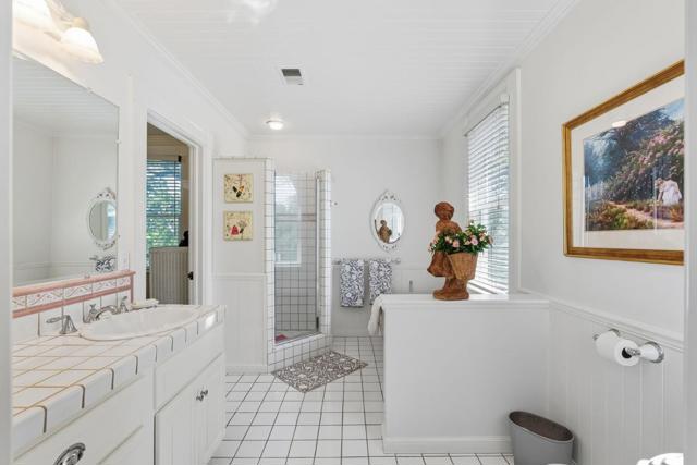 120 Oak Meadow Drive, Los Gatos CA: https://media.crmls.org/mediaz/a92b43cb-4d4d-4226-95b5-7d463692dd95.jpg