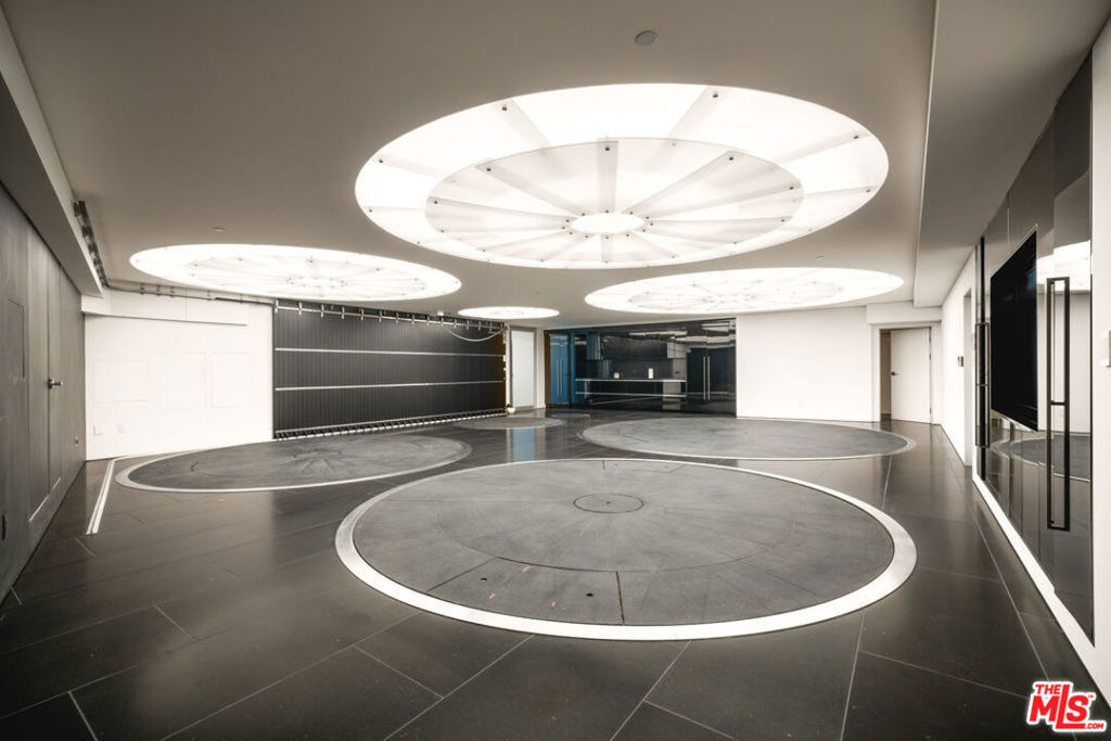 MLS #25575239 img 49