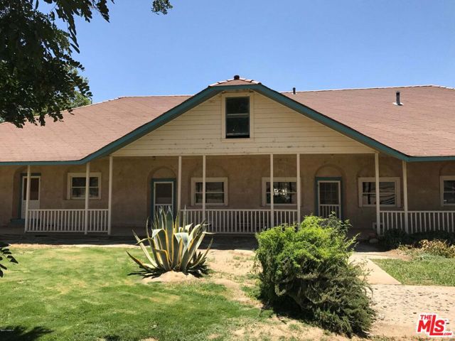 166 Russell Ranch Highway, New Cuyama CA: https://media.crmls.org/mediaz/a92cc8a4-6d18-4ab5-a8dd-60a1eae35351.jpg
