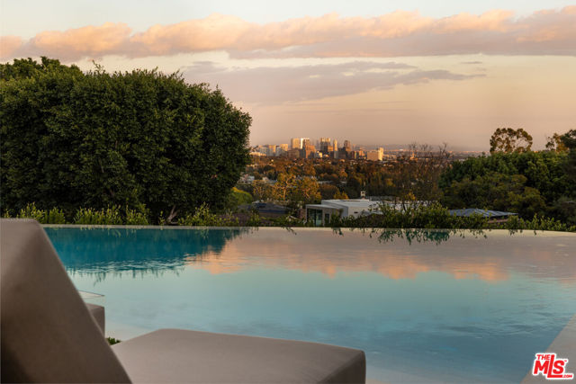 Drew Fenton | 1682 San Onofre Drive Pacific Palisades CA | MLS: 7506846 Drew Fenton | 1682 San Onofre Drive Pacific Palisades CA | MLS: 7506846