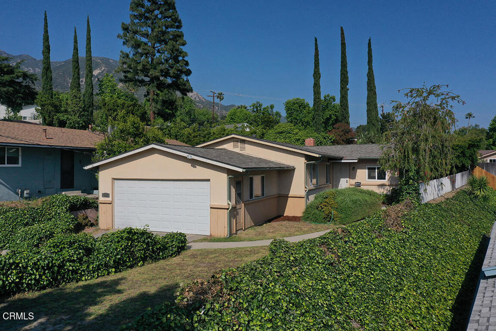 5020 Carolyn Way