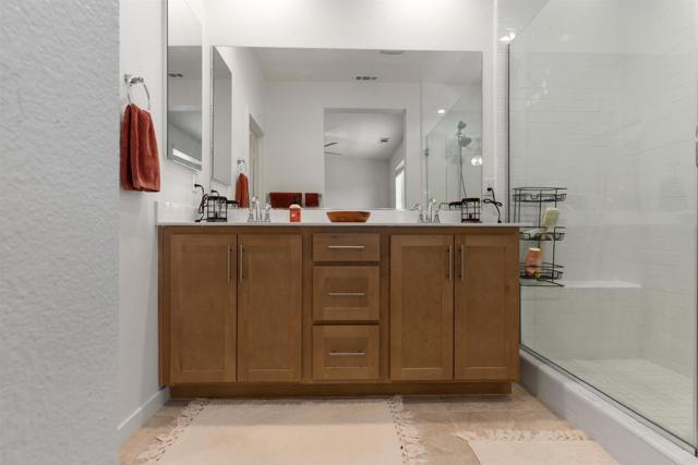 Image 20 of 31 For 39381 Corvina Lane